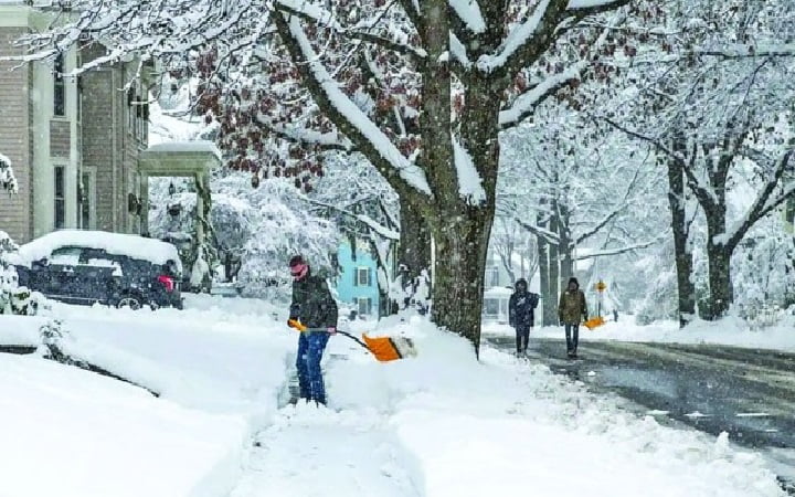 যুক্তরাষ্ট্রের কানেকটিকাটে এক দশকের সর্বোচ্চ শীত